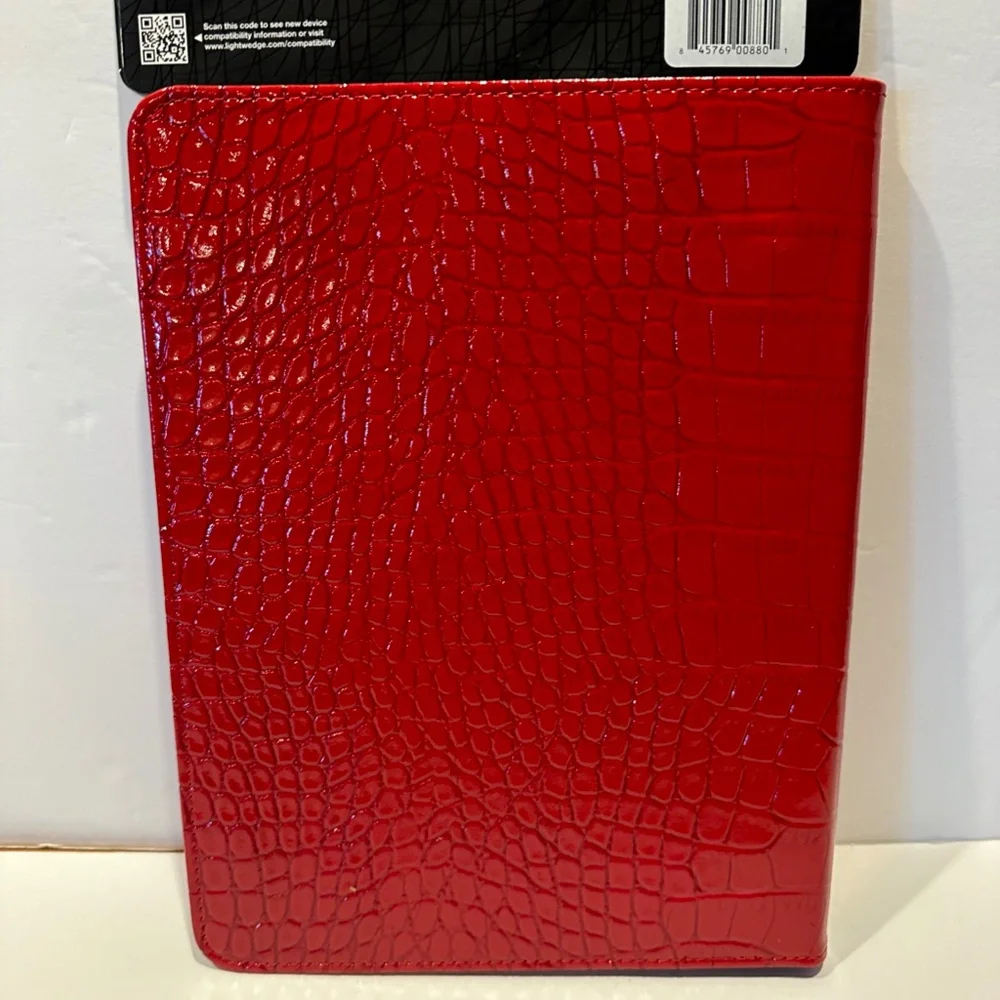 Verso Darwin Tablet Cover. New.